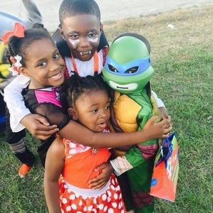 Meet your Posher, Anthony